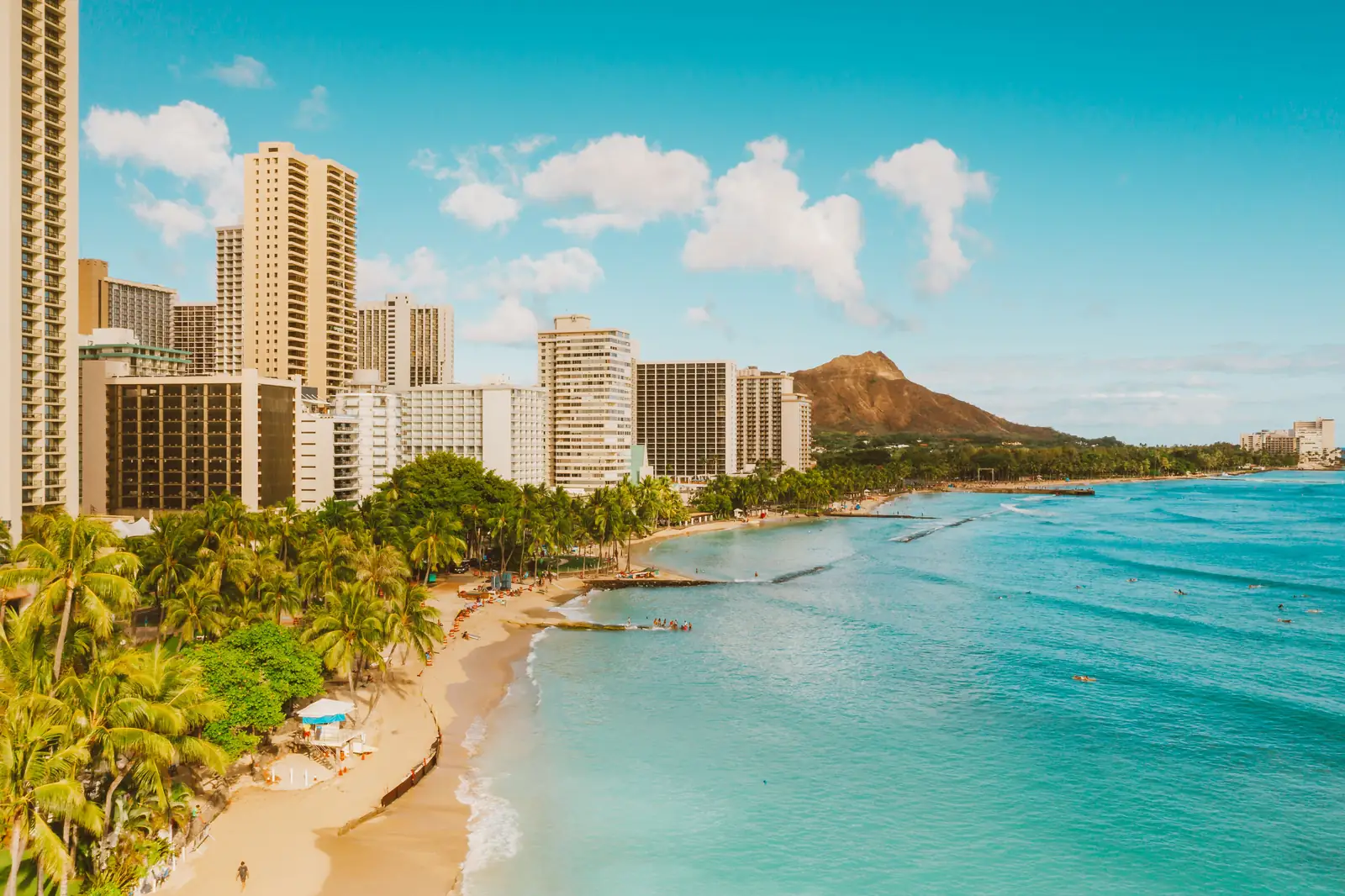 Waikiki hotels and Diamond Head on Oahu, Hawaii
