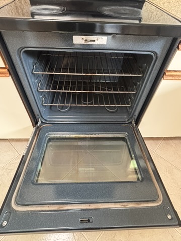 After cleaning: oven interior